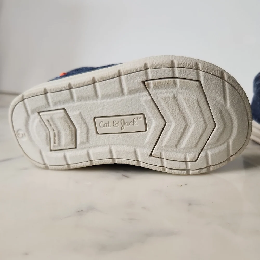 Cat & Jack Kids' Denim Moccasins with Orange Laces Sz 5